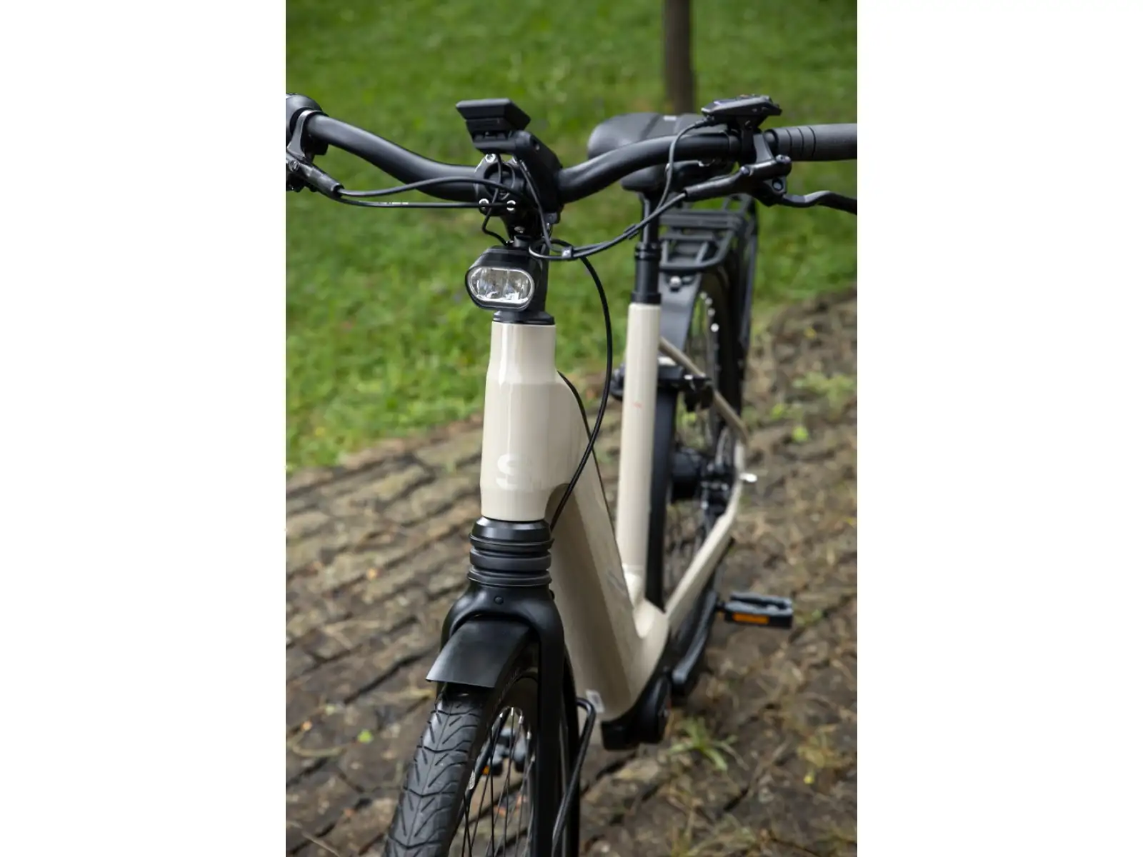 Superior eWAY 6.45 miejskie rower elektryczny Gloss Dust