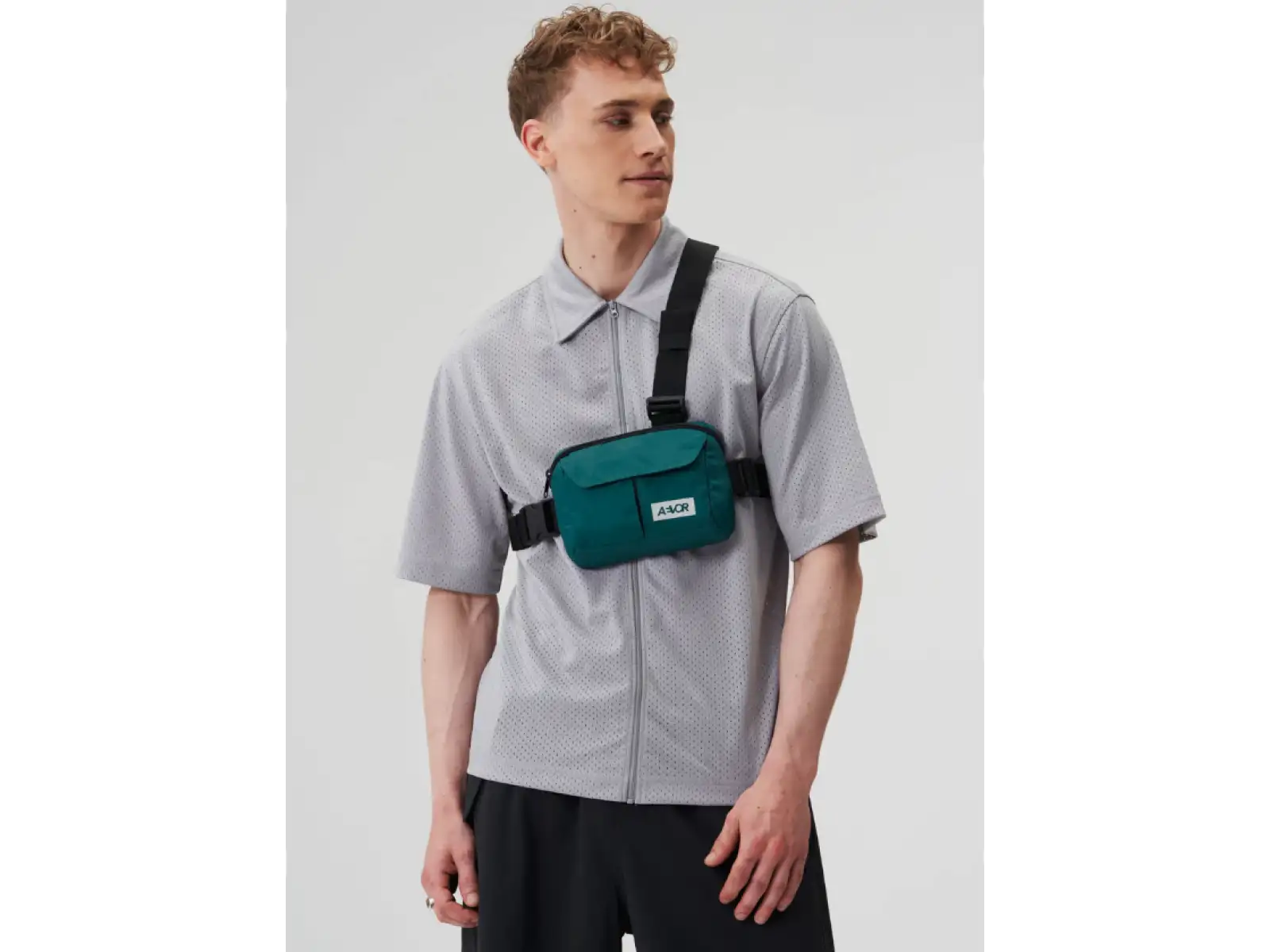 Aevor Front Pack torebka na klatkę piersiową Evergreen