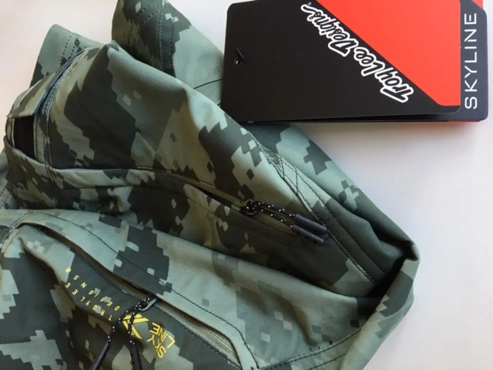 Troy Lee Designs Skyline Shell męskie szorty Digi Camo Spruce