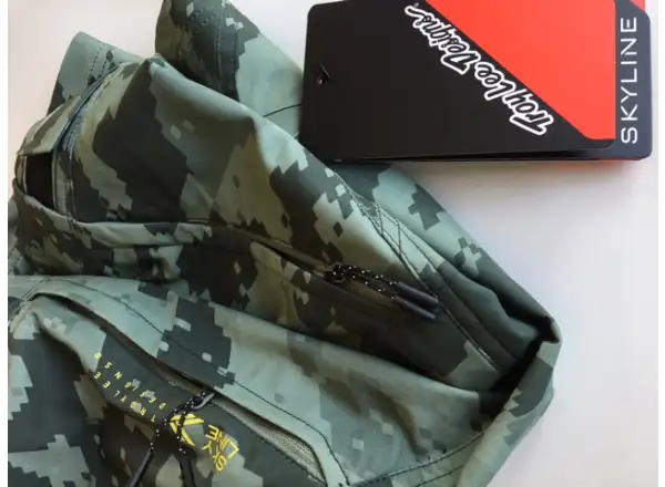 Troy Lee Designs Skyline Shell męskie szorty Digi Camo Spruce