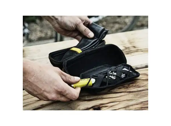 Topeak Cagepack torba na narzędzia do ramy 0,75 l czarna/żółta