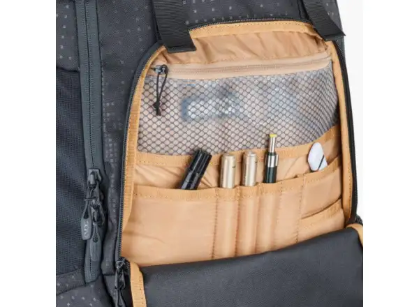 Evoc Mission Pro 28l plecak black