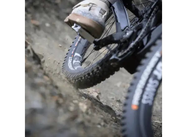Pirelli CAST Antagonist DW, SmartEVO DH, 29x2.4, MTB opona czarny