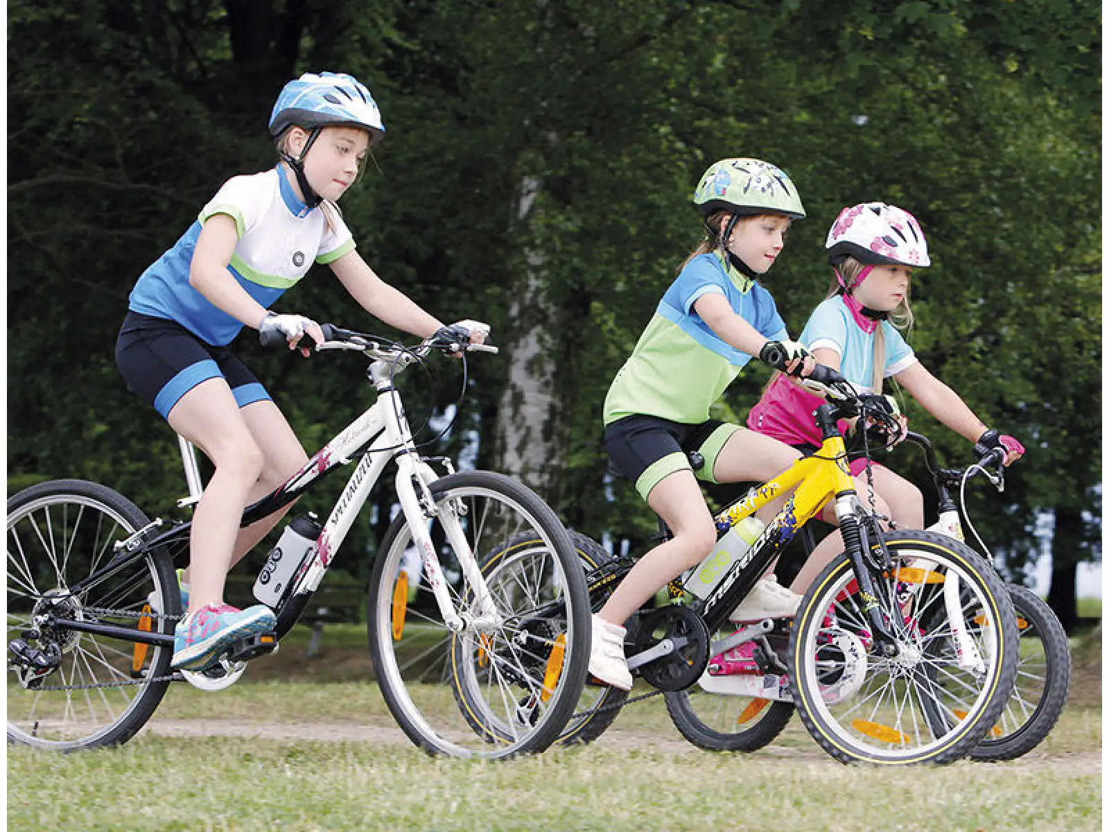 Etape Junior dziecięce szorty czarny/niebieski
