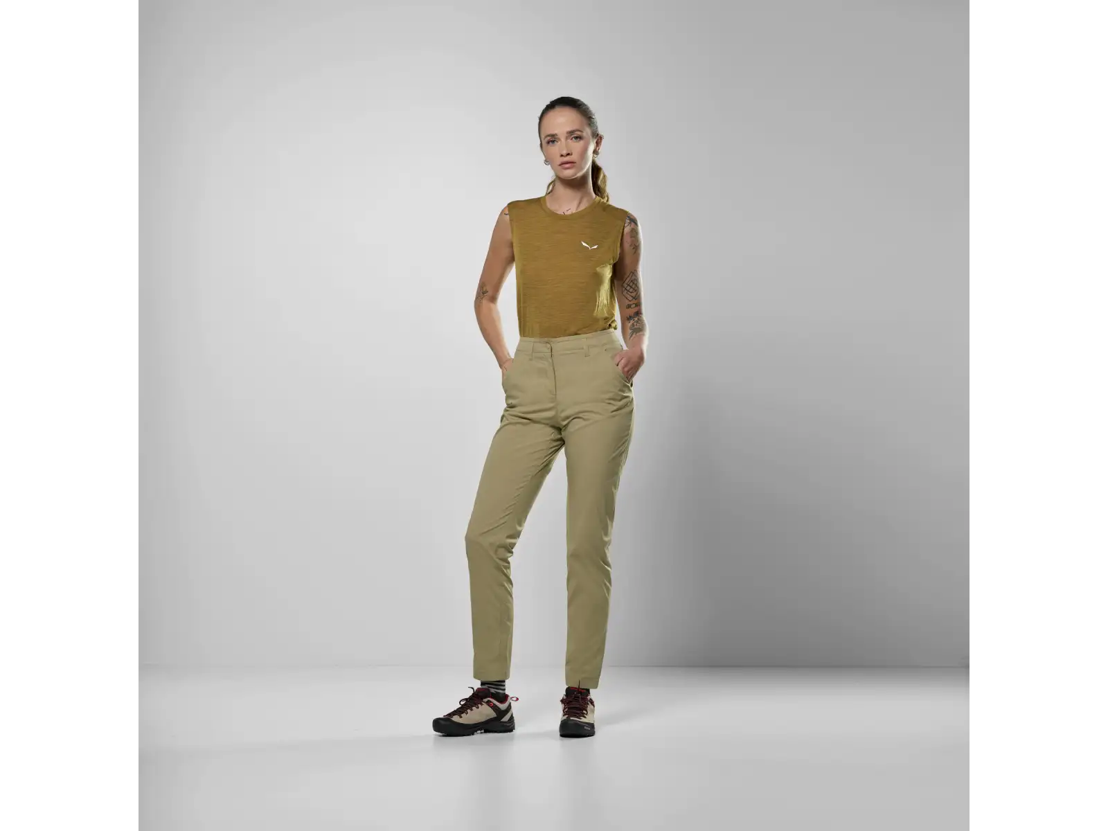 Salewa Fanes Light damskie spodnie Quicksand