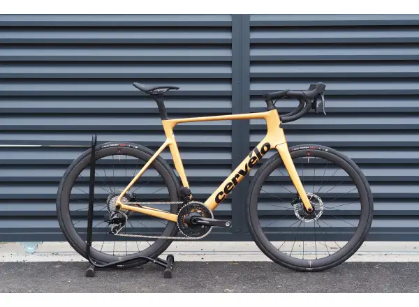 Cervélo Soloist Force eTap AXS rower szosowy gold dust