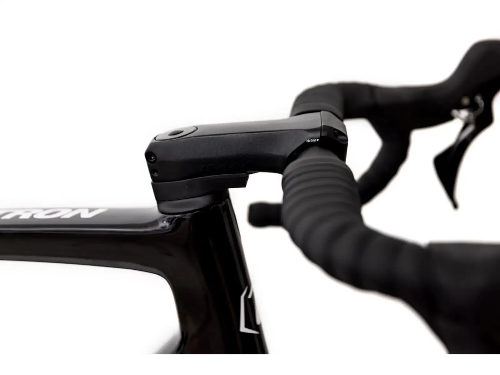 Isaac Vitron 105 Di2 rower szosowy Black