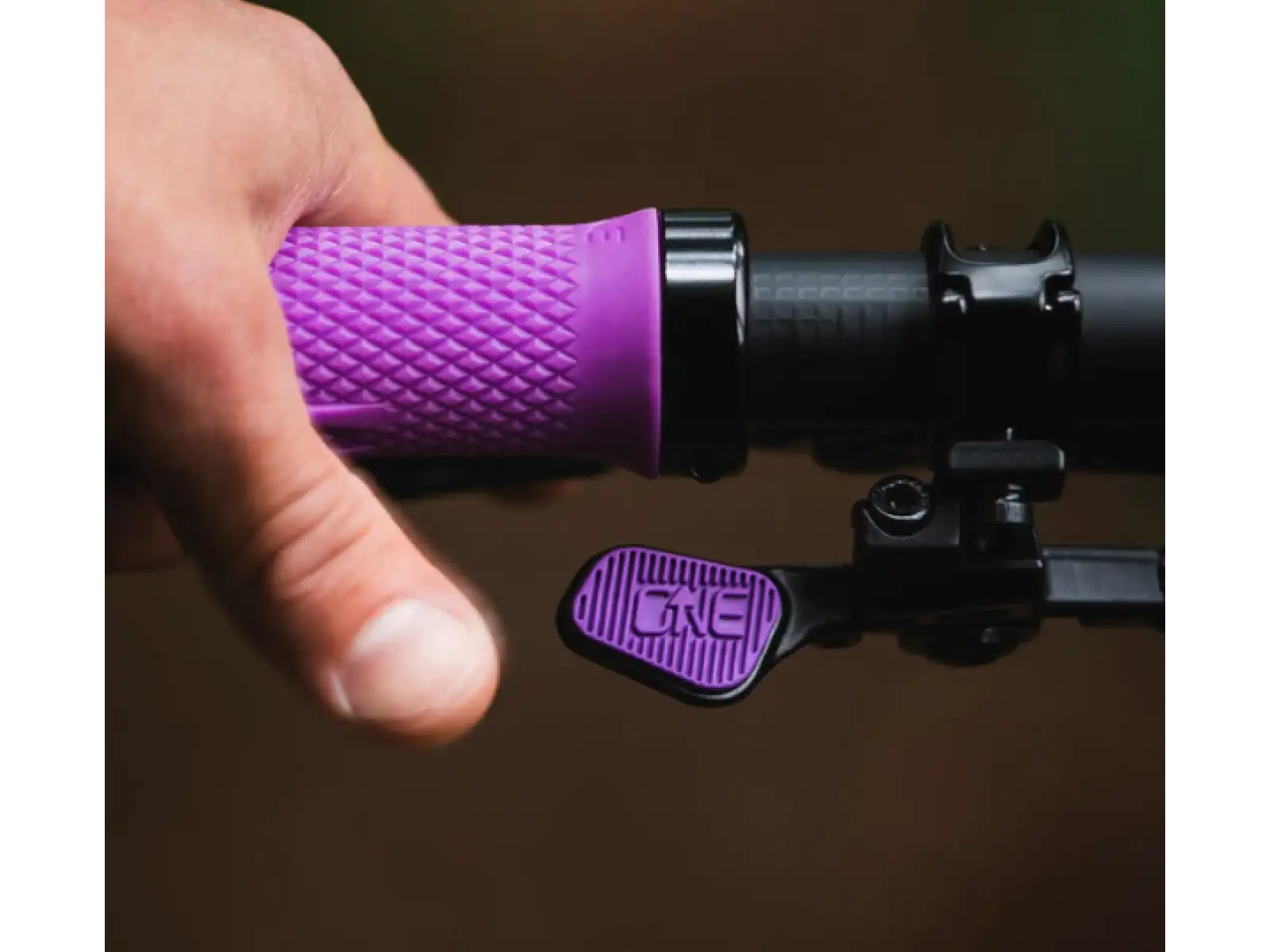 OneUp Components dźwignia sterowania sztycą V3