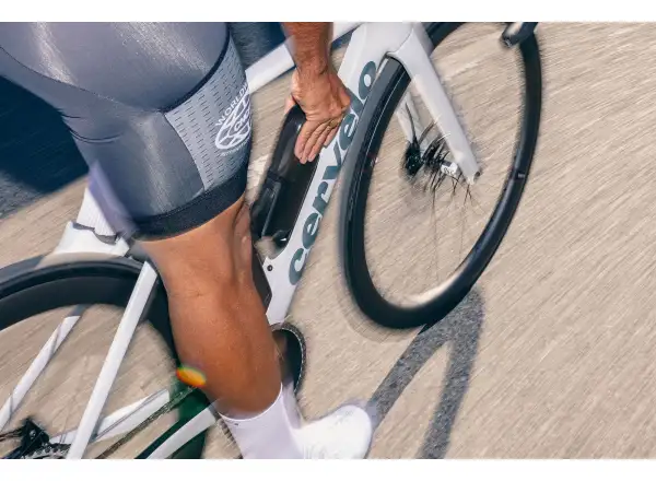 Cervélo Soloist Rival AXS rower gravel Cloud Burst