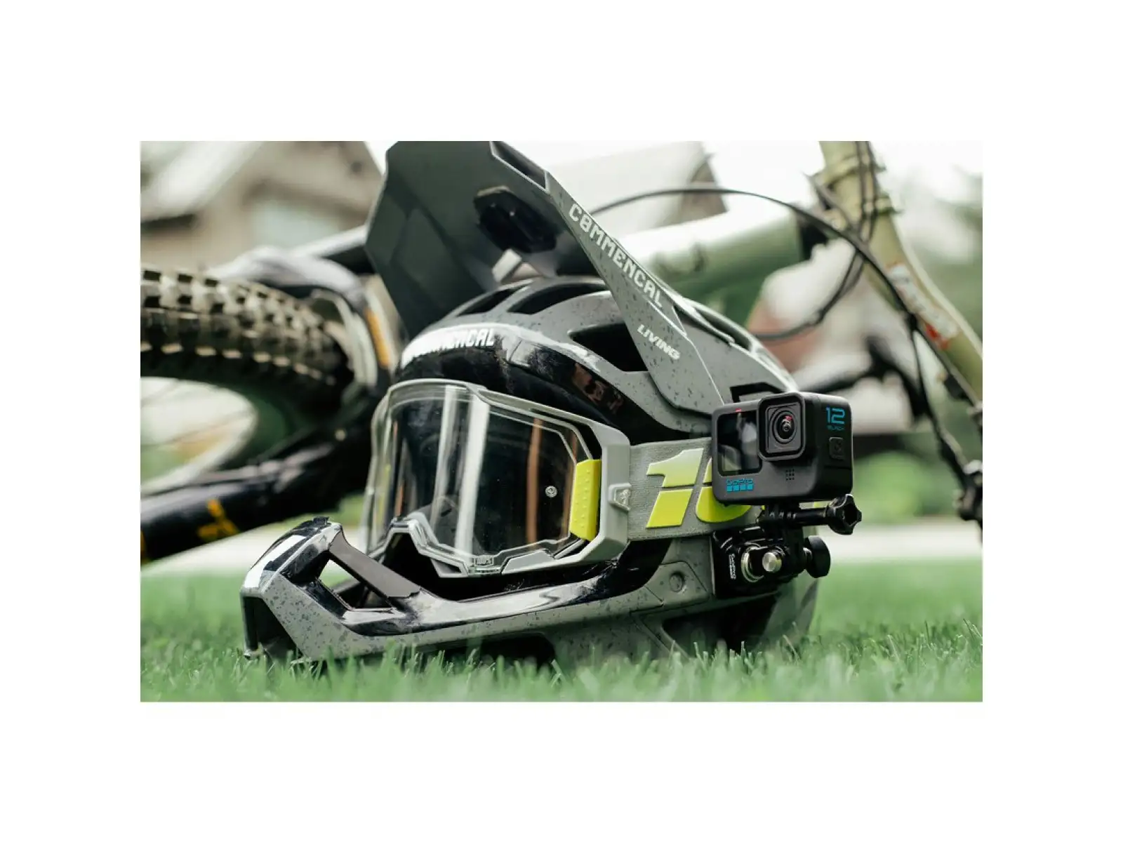 GoPro Przedni + boczny uchwyt na kask