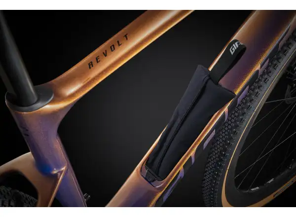 Giant Revolt Advanced Pro 1 gravel rower Meteor Storm