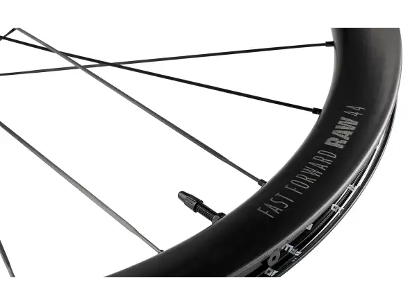 FFWD RAW CS 44 szosowe koła zaplecione Matt Black