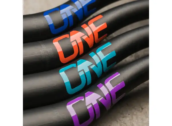 OneUp kierownica V1 Carbon 35/800 mm skok 35 mm czarna