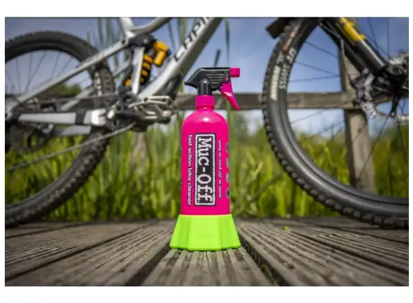 Muc Off Bottle for Life + Punk Powder zestaw butelek i proszku do czyszczenia rowerów