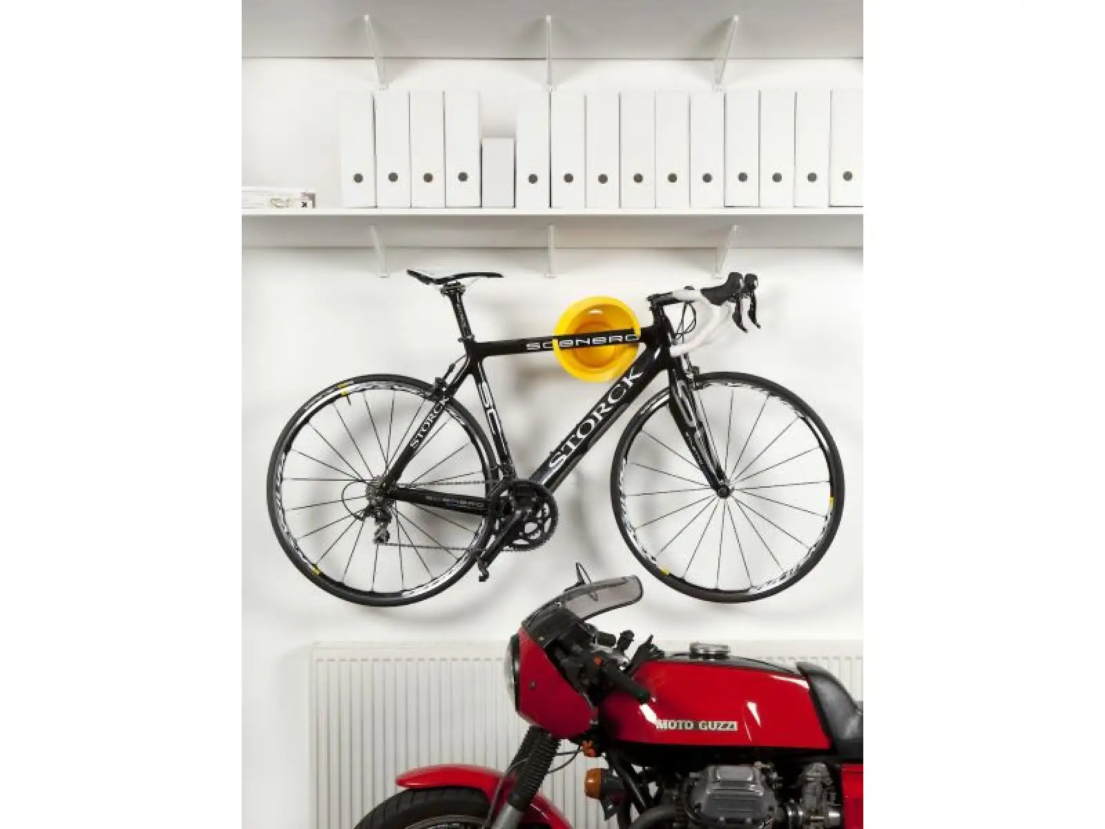 Cycloc Solo uchwyt roweru na ścianę żółty