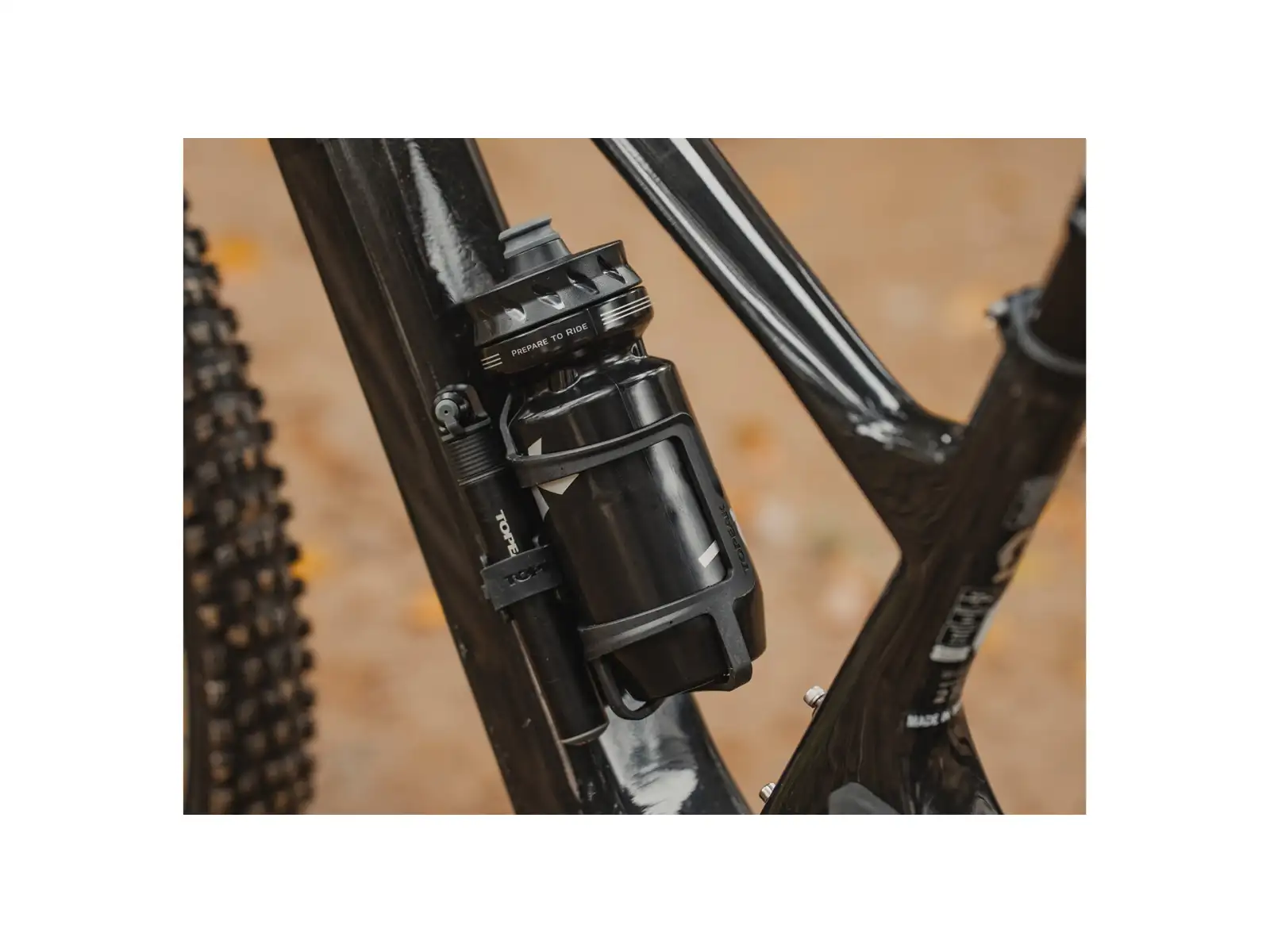 Topeak koszyk na bidon Shuttle Sidecage W/side mount prawa strona