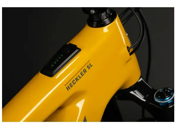 Santa Cruz Heckler SL 1 C MX S rower elektryczny z pełnym zawieszeniem Gloss Mustard