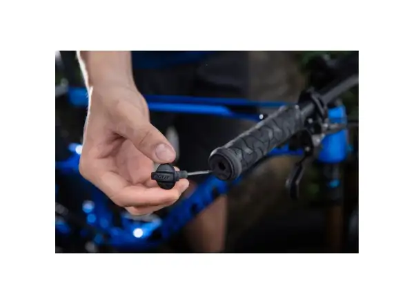 Giant Clutch Bar End Storage zestaw do naprawy opon bezdętkowych