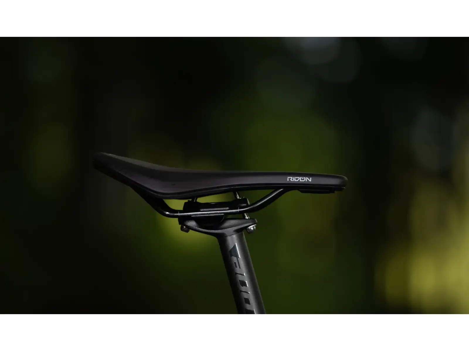 Superior XP 9.8 rower górski Matte Carbon/Dark Chrome