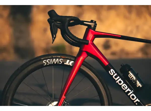Superior X-Road 9.8 GF rower szosowy gloss carbon red