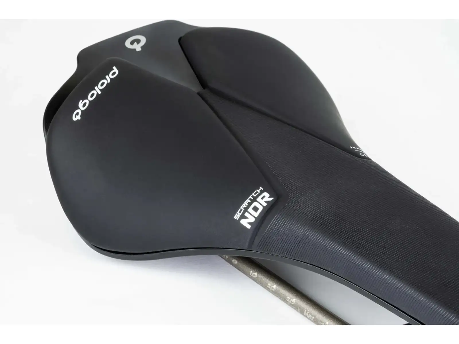 Prologo Scratch NDR Nack 140 mm siodło czarne