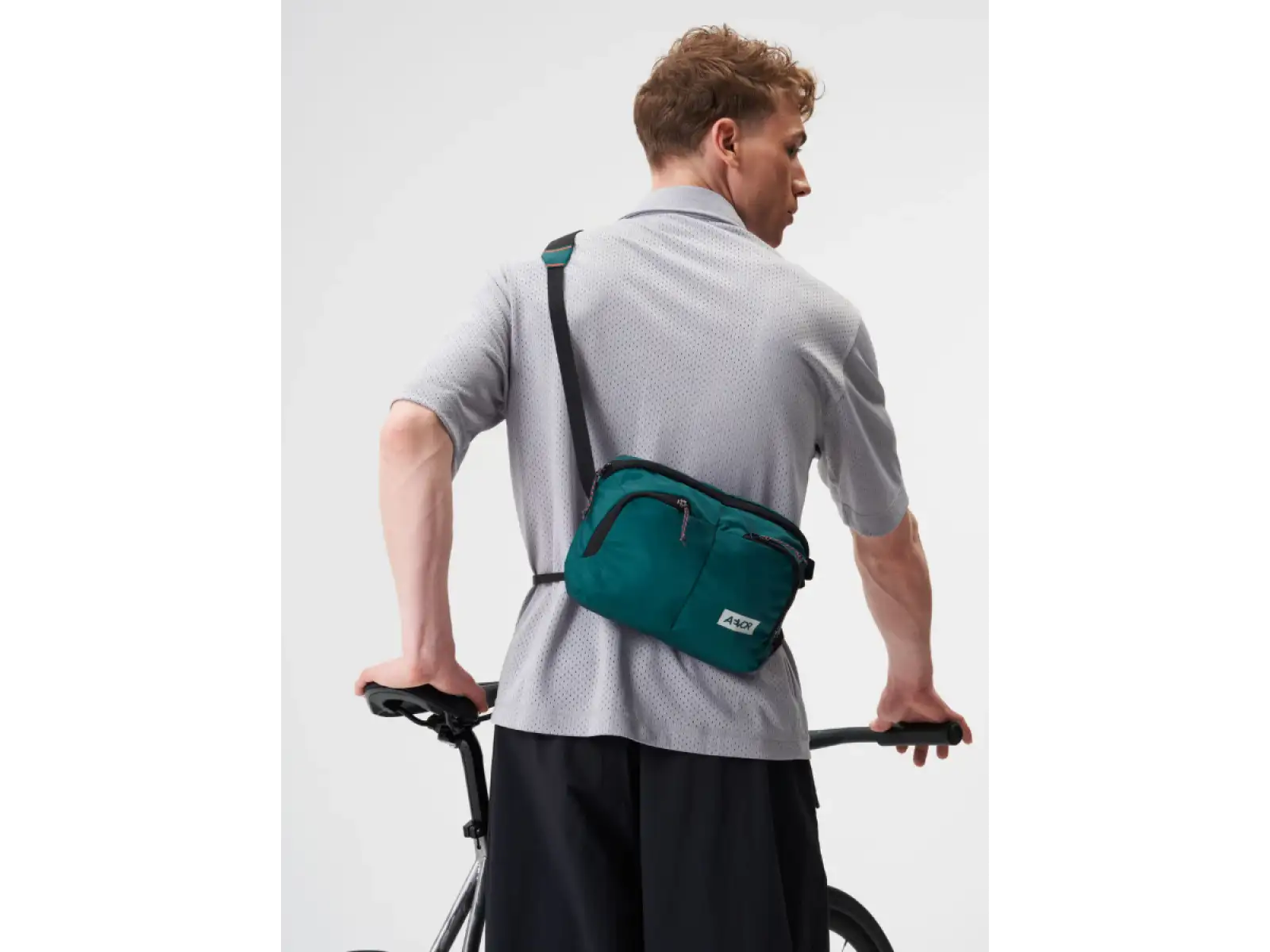 Aevor Sacoche Bag torba na ramię 4 l Evergreen