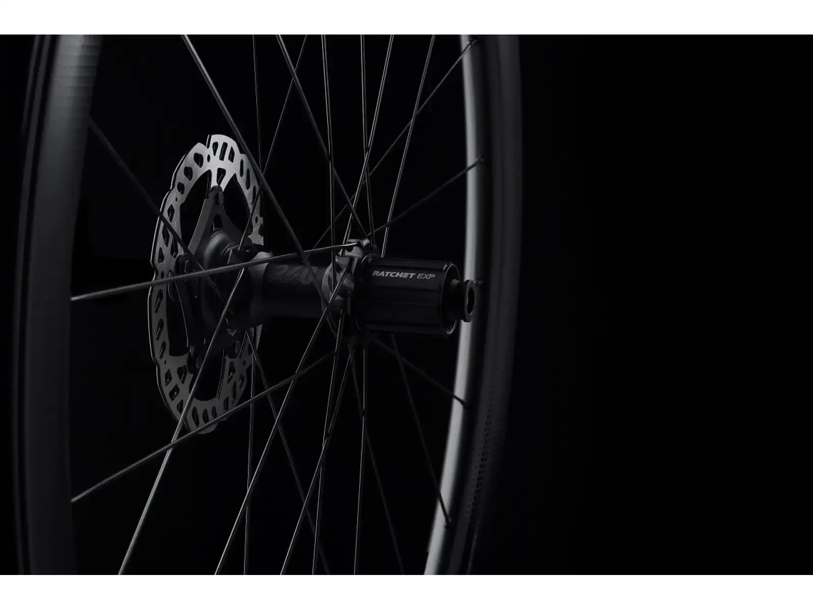 FFWD RYOT44 DT240 2:1 EXP szosowe koła zapleciona opona MattBlack bębenek Shimano HG11