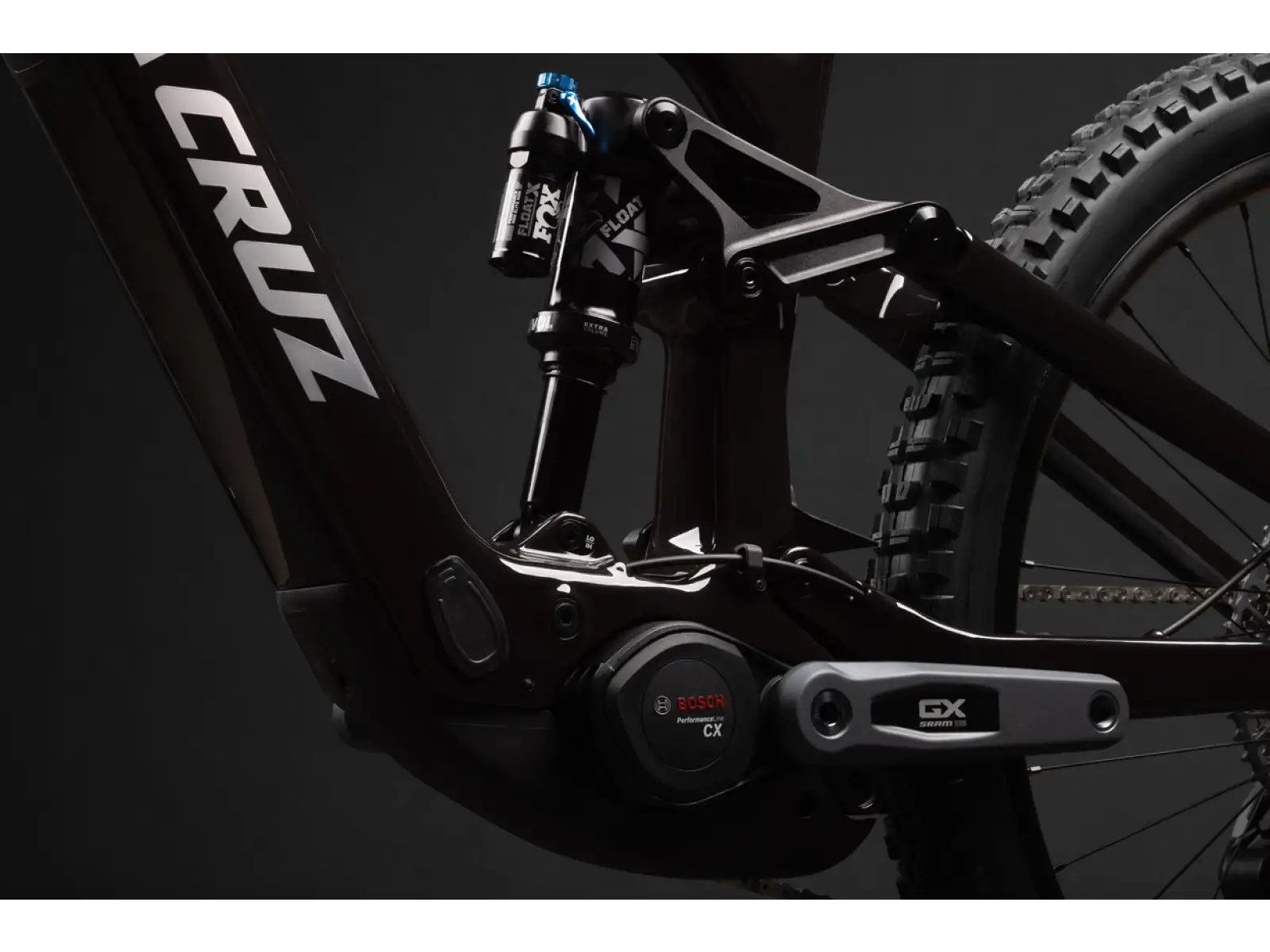 Santa Cruz Bullit 4 C MX Deore 7200 CH rower elektryczny Matte Carbon