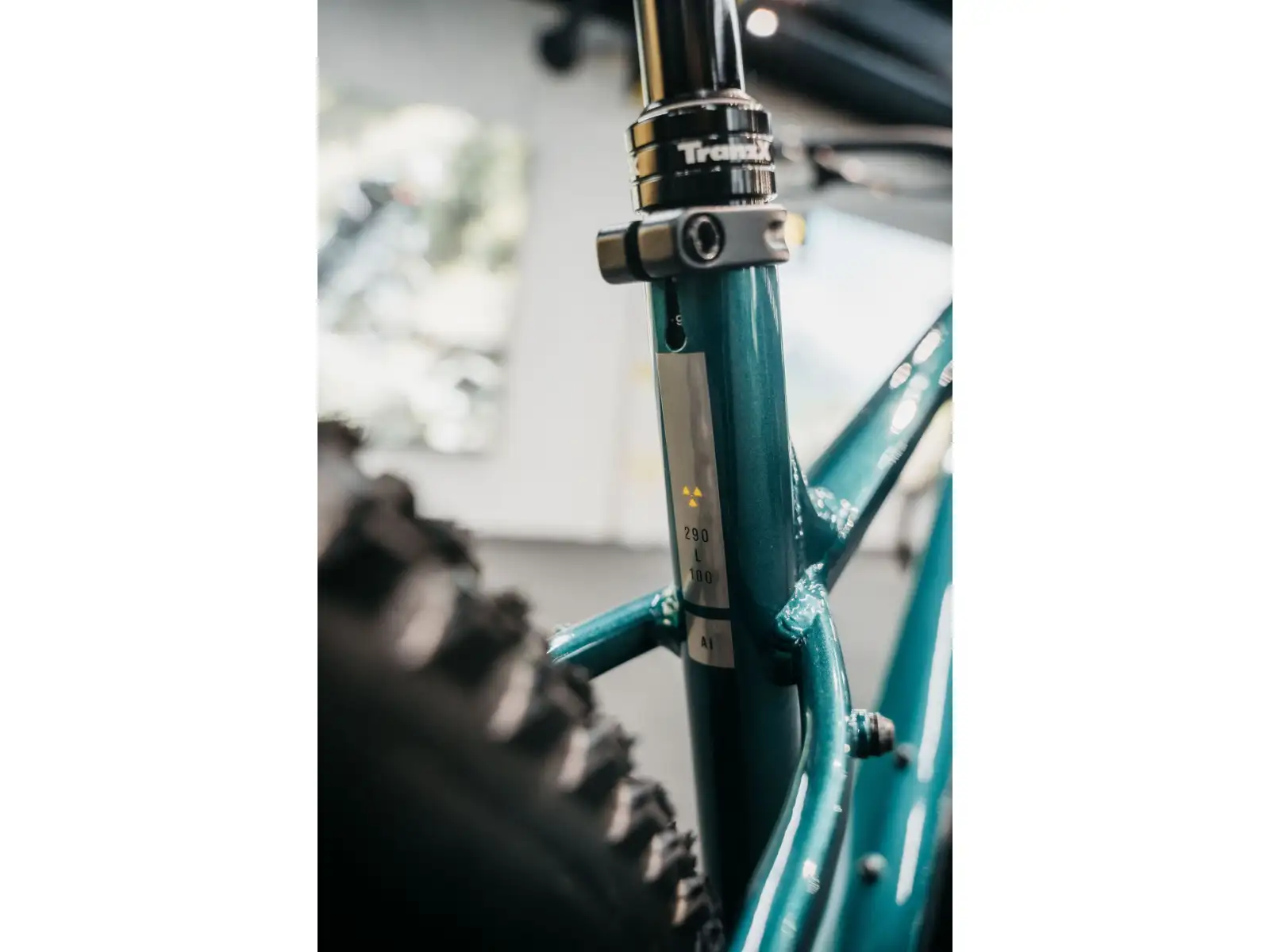 Nukeproof Tracker Pro 275 Cues 1x11 kolo Petrol Green/Chrome