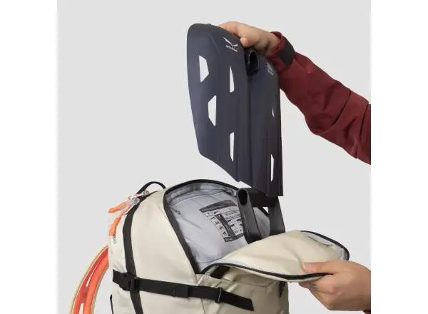 Salewa Sella 24 l damski plecak Black Out