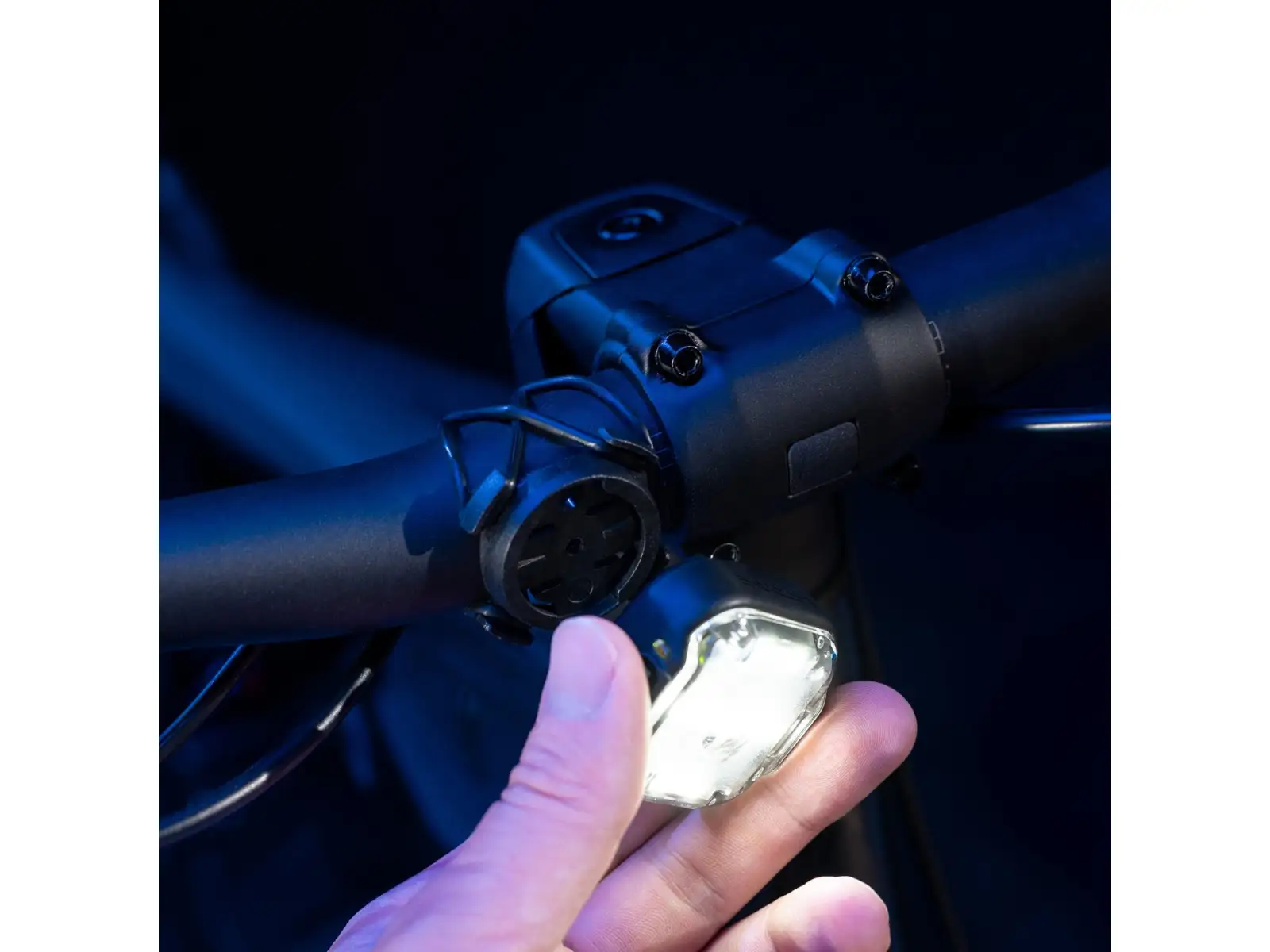 Lezyne Zecto Drive 350+ przednia lampka