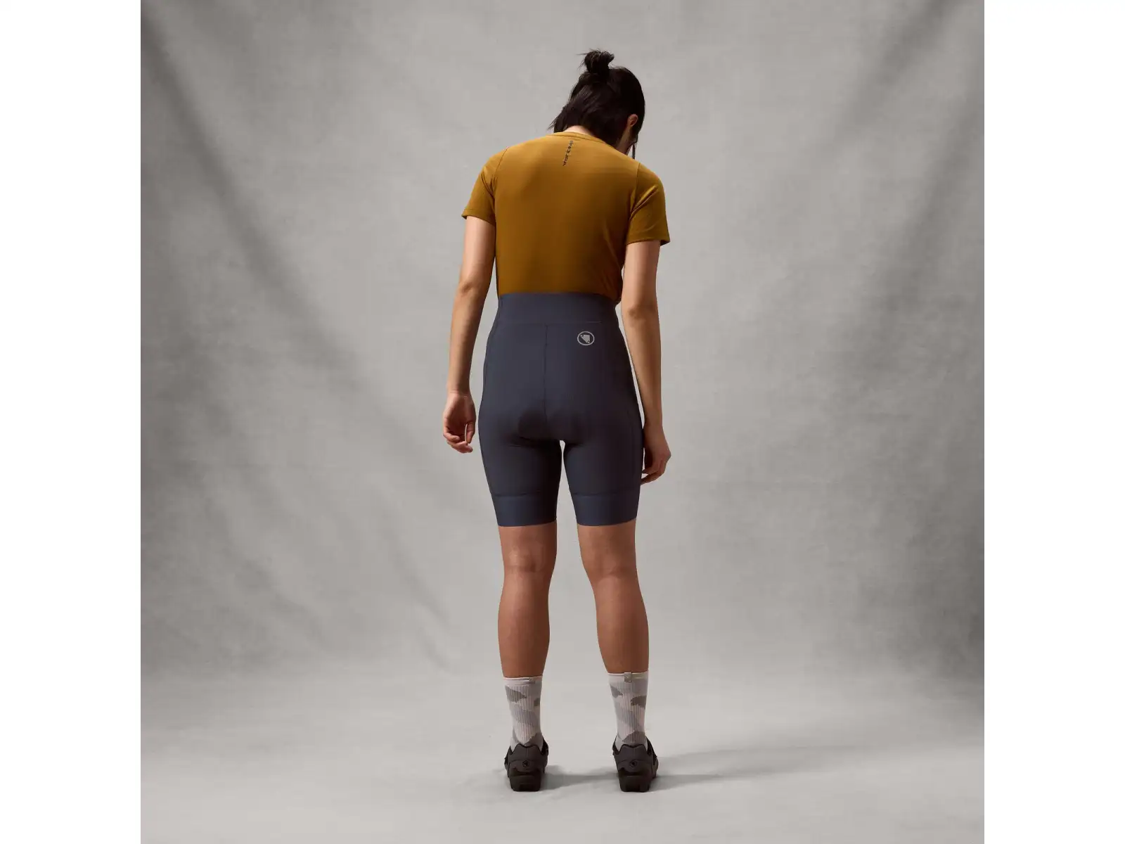 Endura Loop damskie spodenki z wkładką Carbon Grey