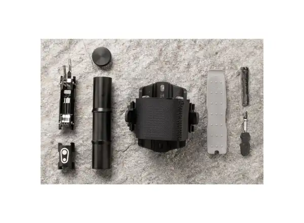 Crankbrothers S.O.S. TS18 uchwyt na wyposażenie i zestaw narzędzi black
