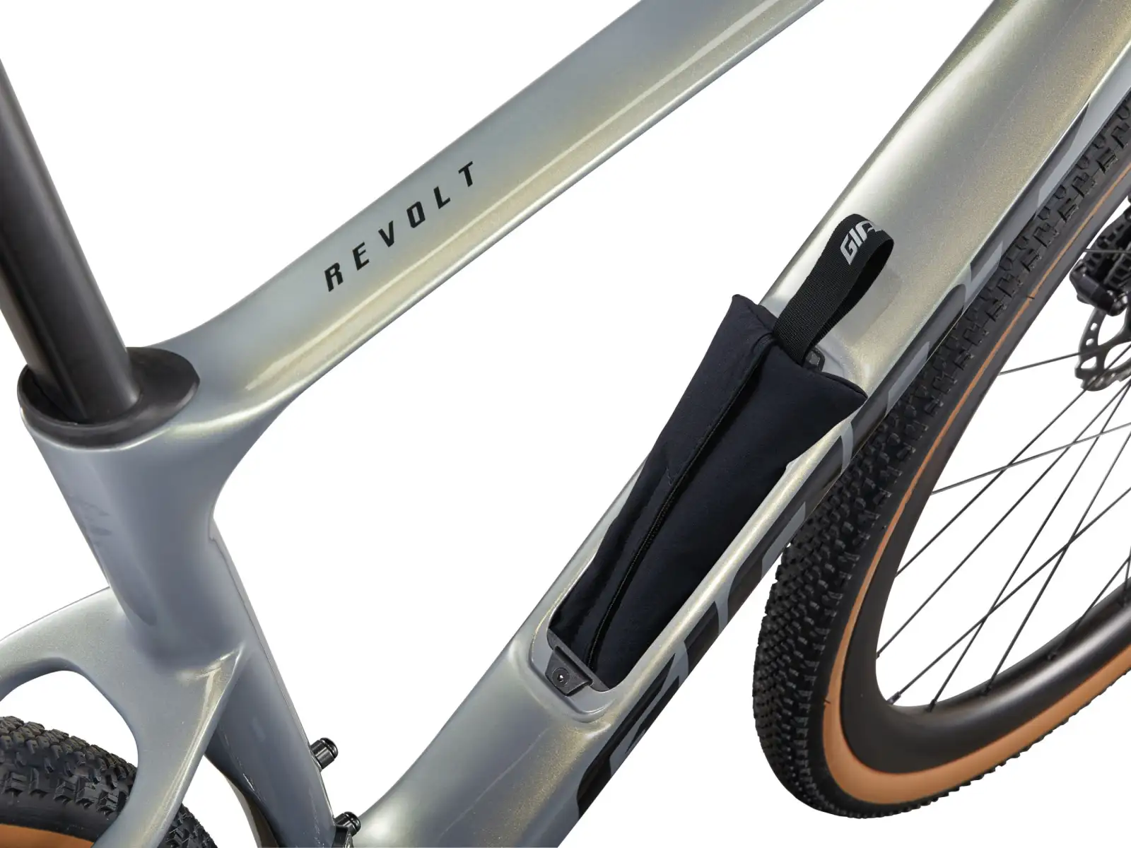 Giant Revolt Advanced 0 gravel rower Aurora Noise