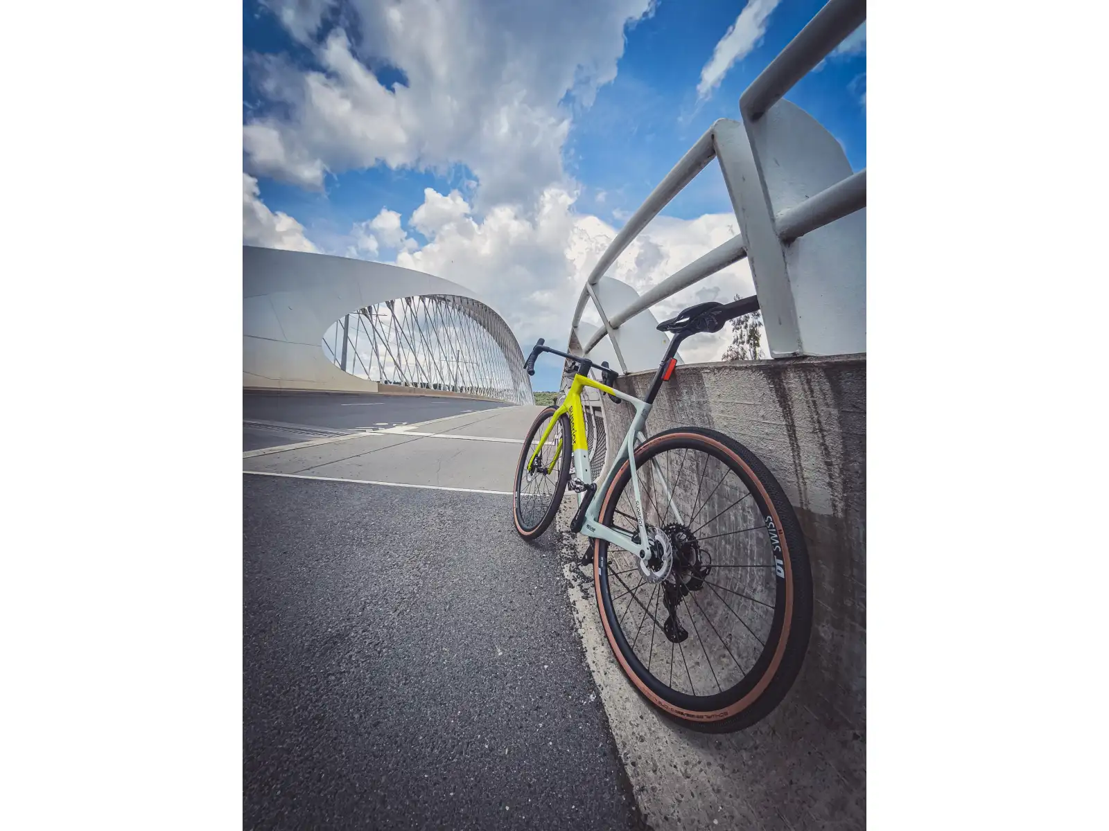Superior XR 9.7 GR Gloss gravel rower Grey/Racing Yellow