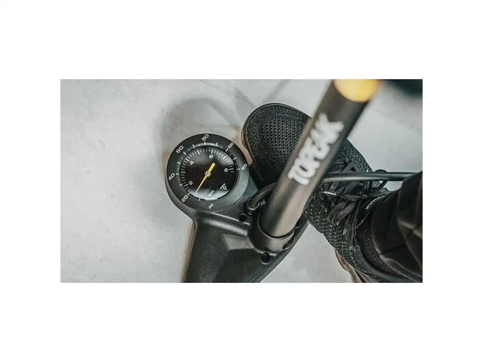 Topeak JoeBlow Urban EX pompka warsztatowa czarna/żółta