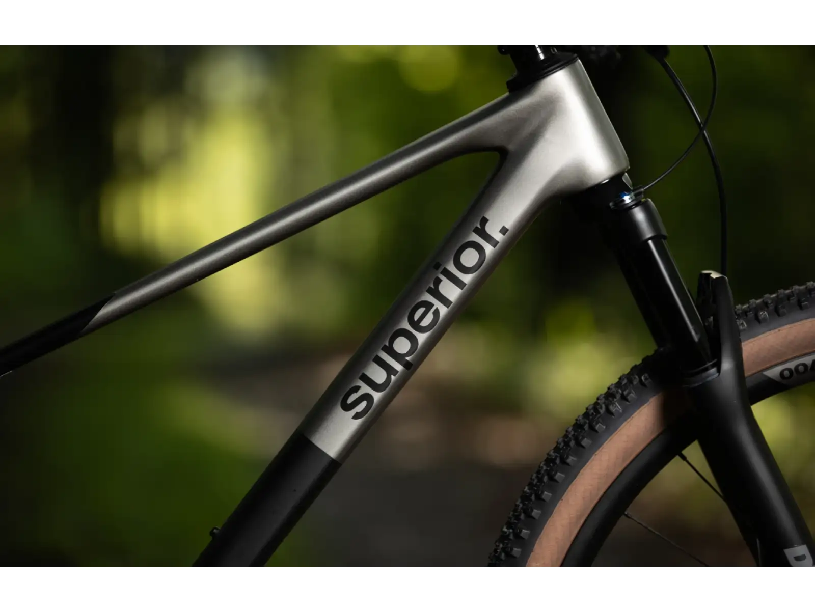 Superior XP 9.8 rower górski Matte Carbon/Dark Chrome