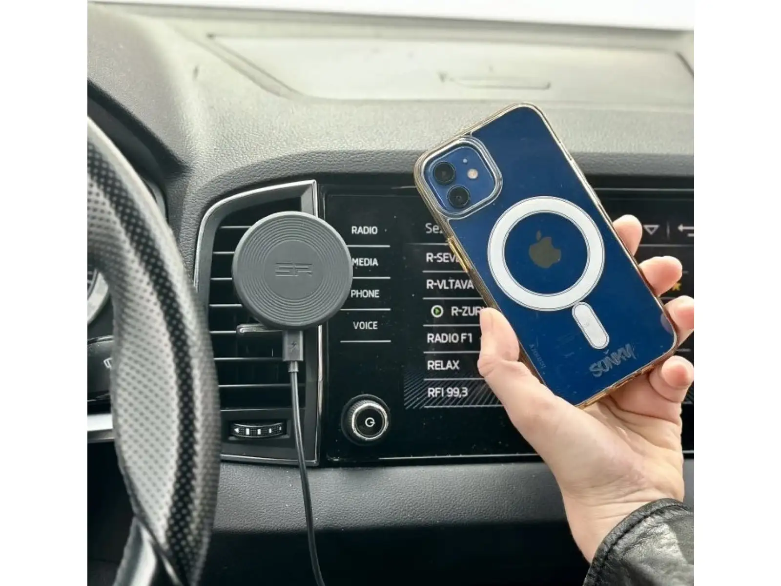 SP Connect Charging Vent Mount SPC+ uchwyt telefonu