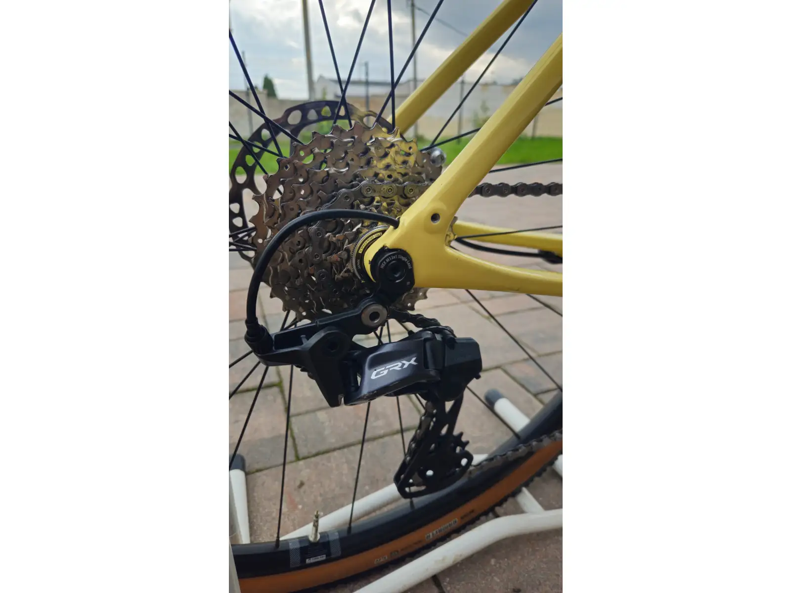 Cannondale Topstone Carbon 3 gravel rower Butter Zweryfikowany