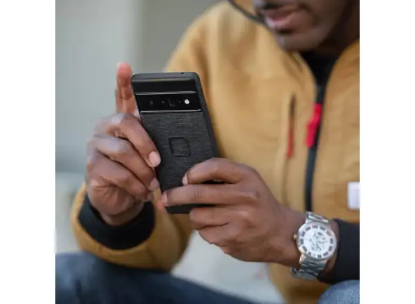 Peak Design Everyday etui na Google Pixel 7 Charcoal