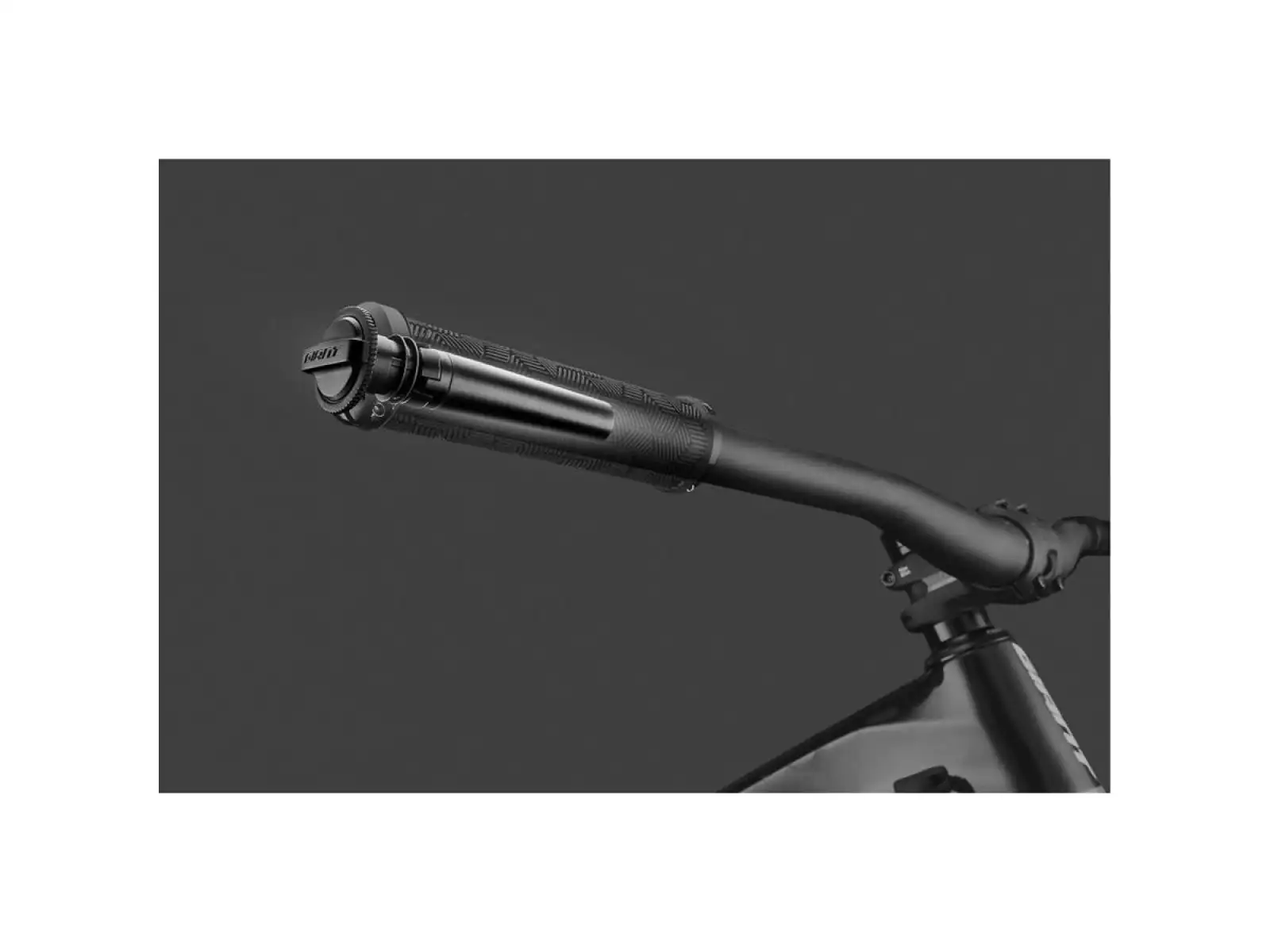 Giant Clutch Bar End Storage zestaw do naprawy opon bezdętkowych