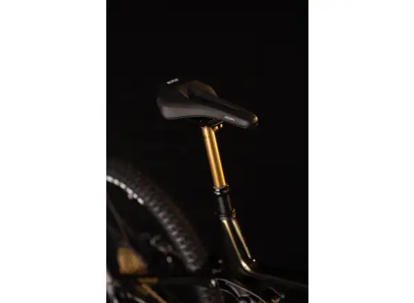Crussis Legend 68 rower elektryczny z pełnym zawieszeniem
