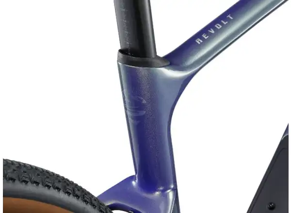 Giant Revolt Advanced Pro 0 gravel rower Interstellar