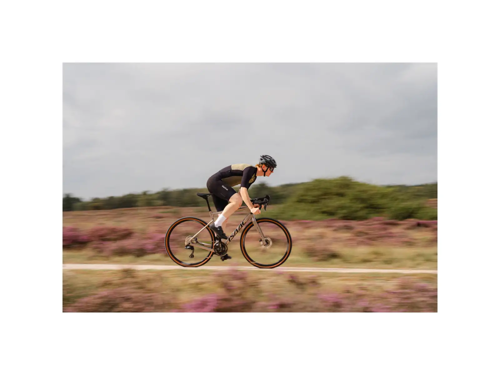 Isaac Torus Xplore GRX825 Di2 2x12 rower gravel Blast Bronze