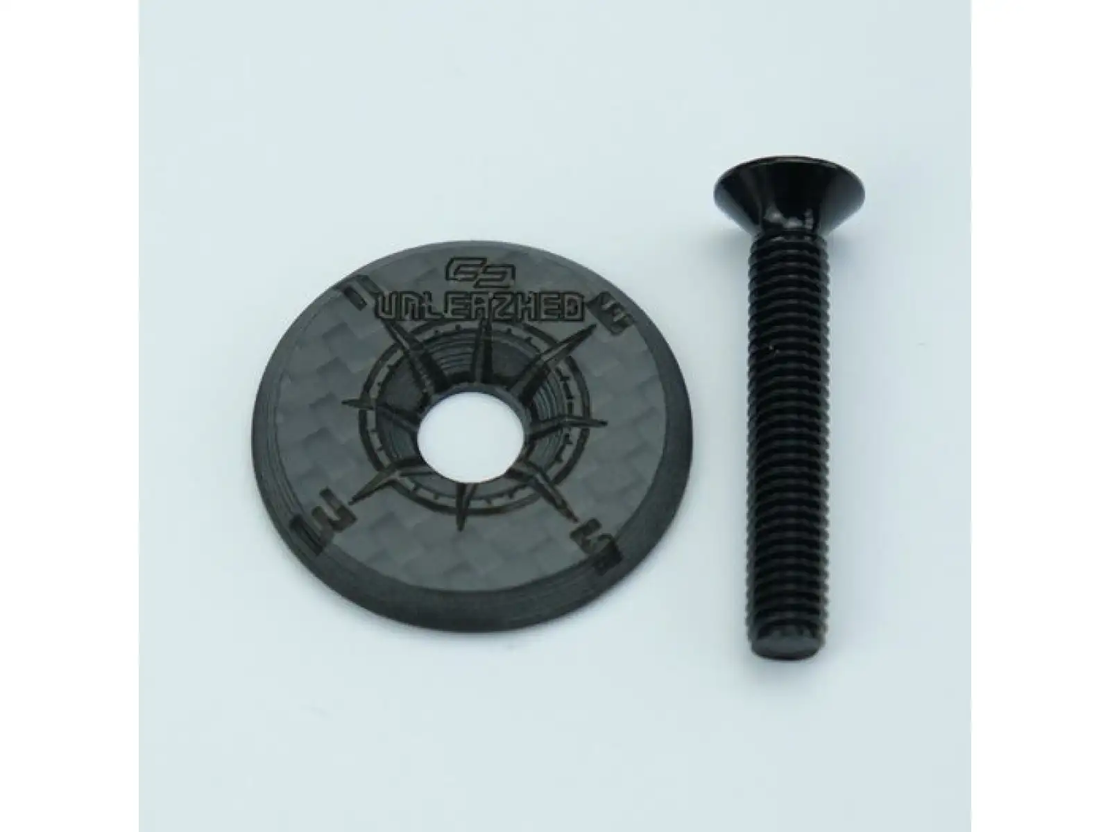 Unleazhed Unloose CF01 pokrywa steru carved compass
