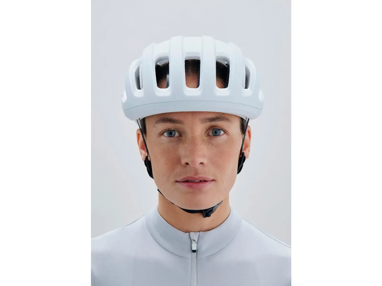 POC Amidal kask szosowy Hydrogen White Matt