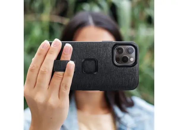 Peak Design Everyday Loop V2 etui na iPhone 15 Pro Max Midnight