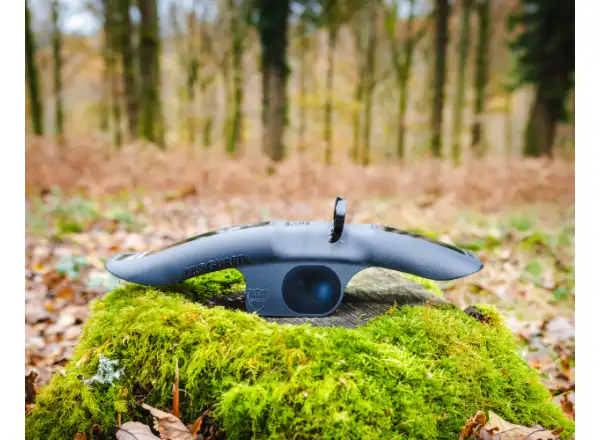 RRP ProGuard Mini Bolt On V2 przedni błotnik czarna