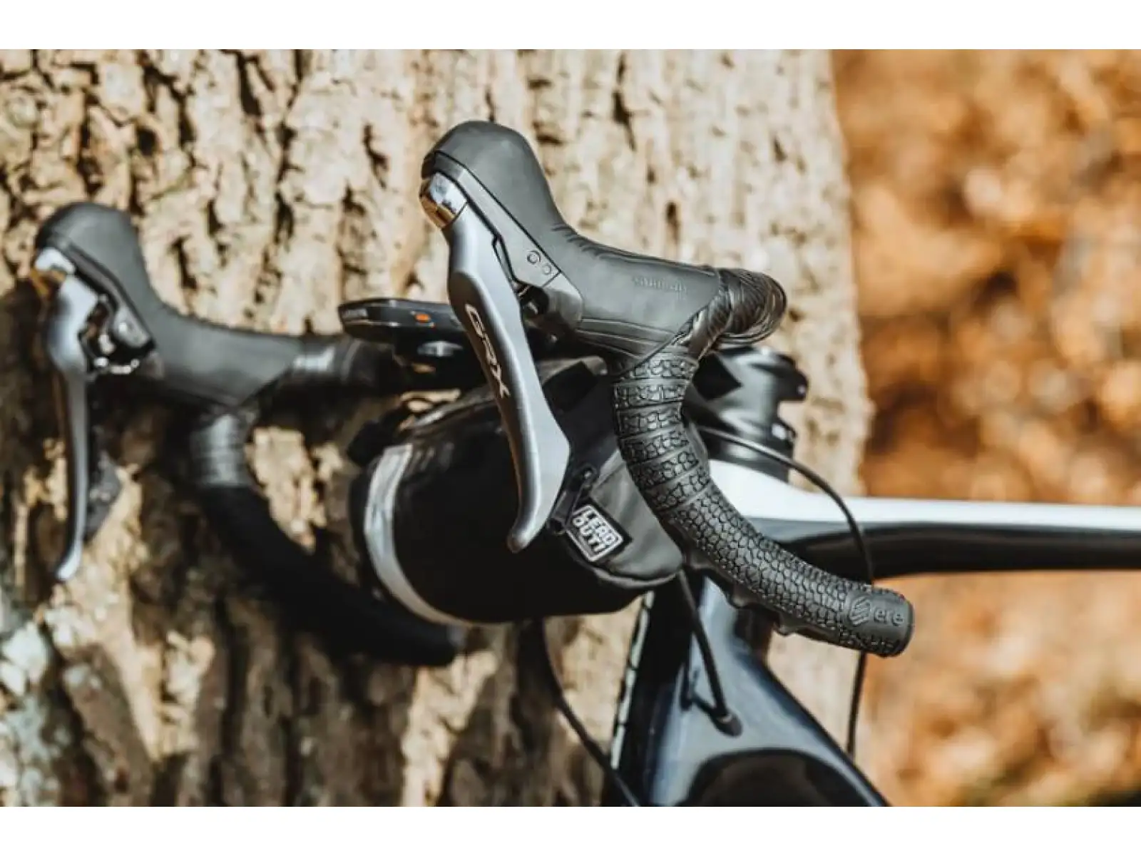 Ere Research Tenaci Handlebar Grip Gravel zestaw owijek i chwytów Moss Green