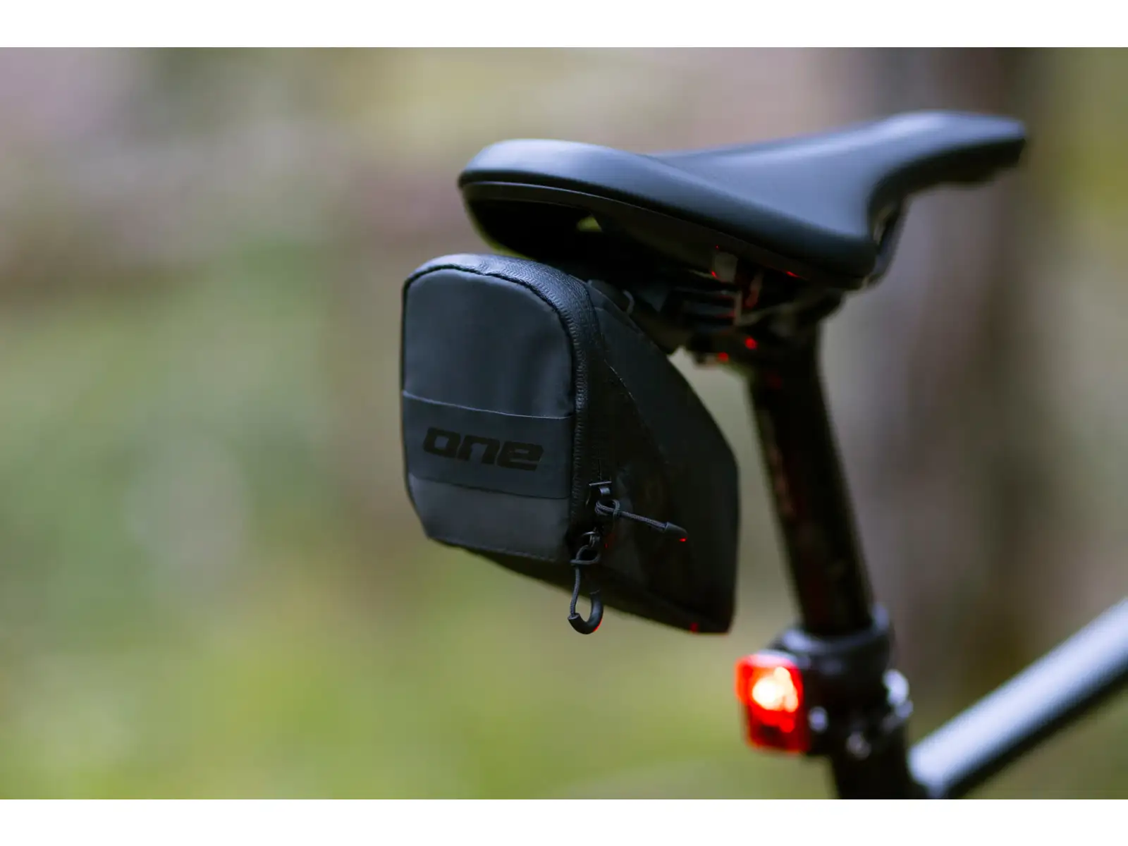 One Bikeparts S.Bag 50 M.Qr torba black
